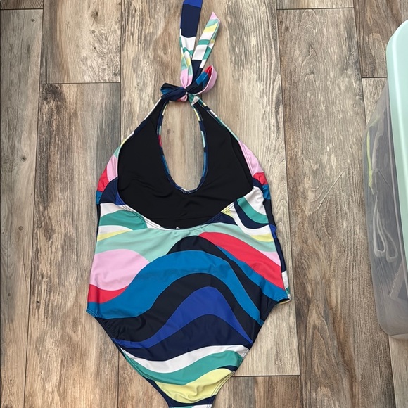 VENUS Colorful Wave Pattern Halter One Piece - Picture 3 of 3
